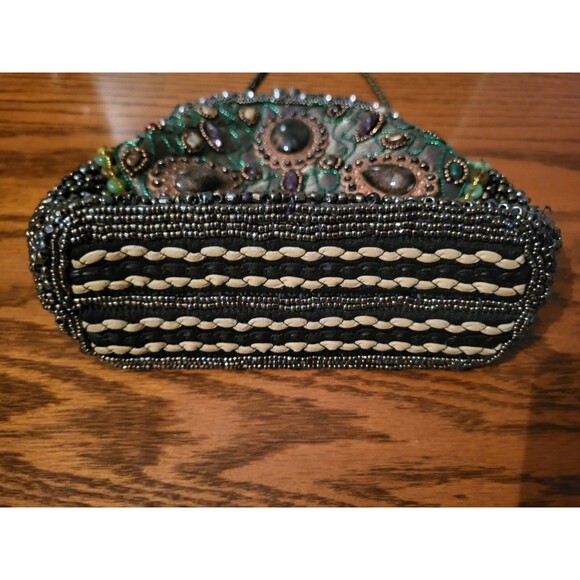 Moni Couture Vintage Embroided Embellished Clutch Handbag - Picture 5 of 13